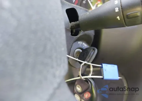 2002 Saturn S-Series Sl2 from USA, damaged, VIN 1G8ZK52772Z167733